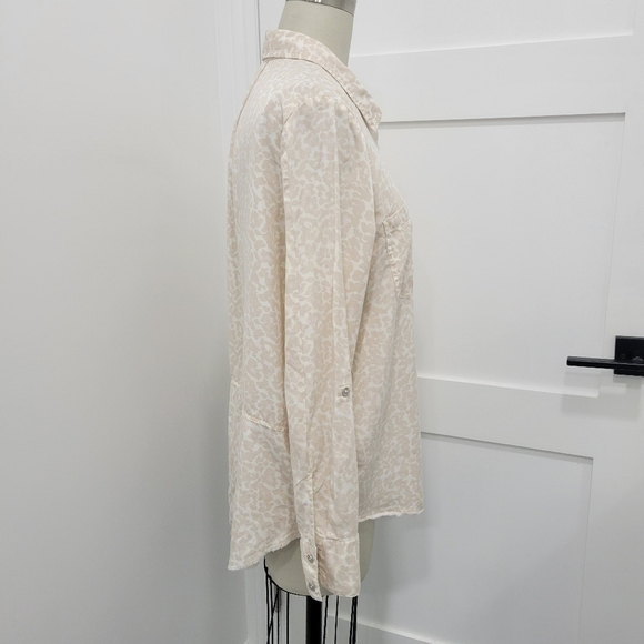 Calvin Klein Women's Leopard Print Pockets Long Sleeve Boyfriend Shirt Size L - Picture 2 of 10